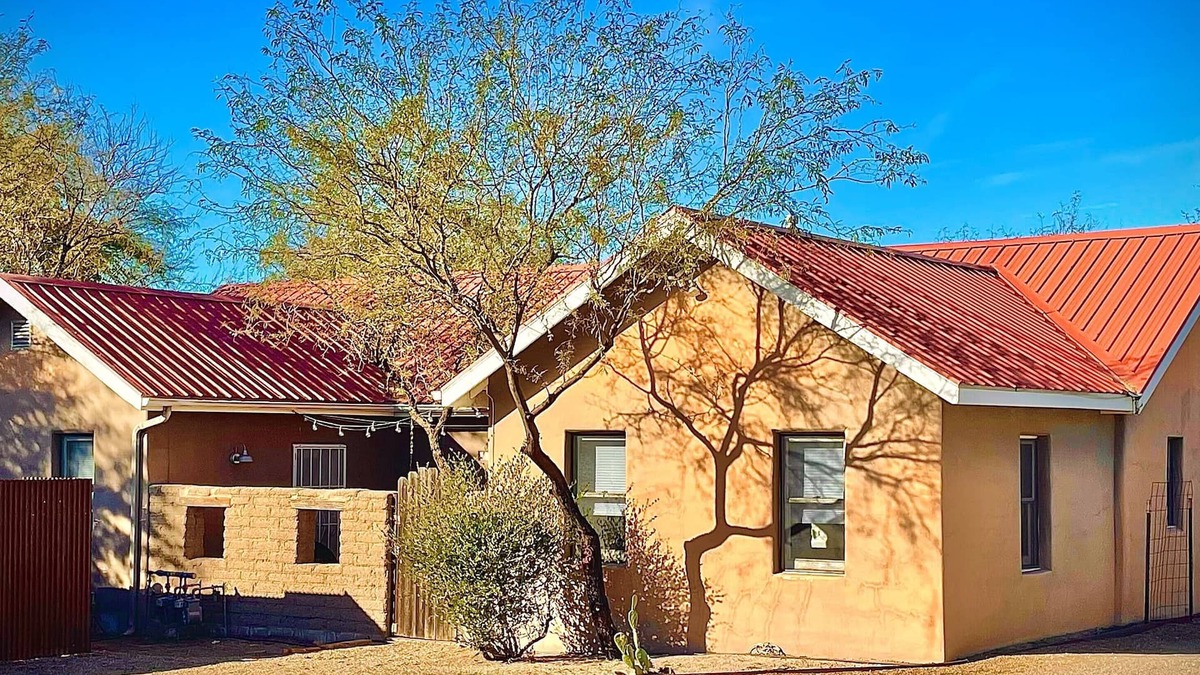 Barrio Viejo House | Safe & Peaceful Retreat in Downtown Historic District