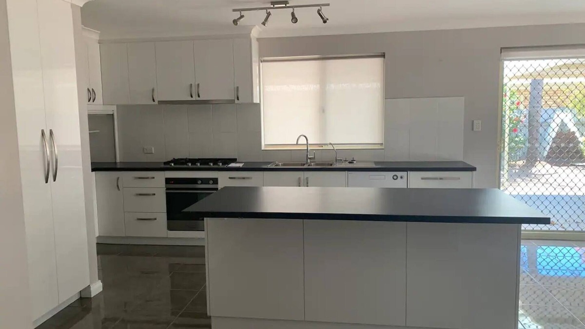 Somerville House | Safe, Secure, Home from Home Suits FIFOs