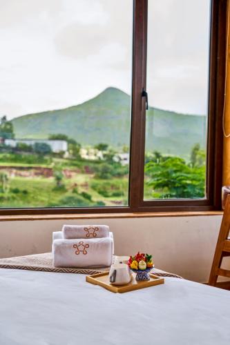 Pegalwadi Tryambak Villa | SaffronStays Aamelia by the Hills