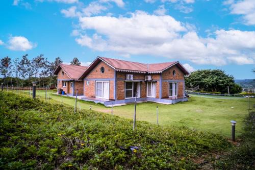 Denkanikota Villa | SaffronStays Amodhini Farmstay