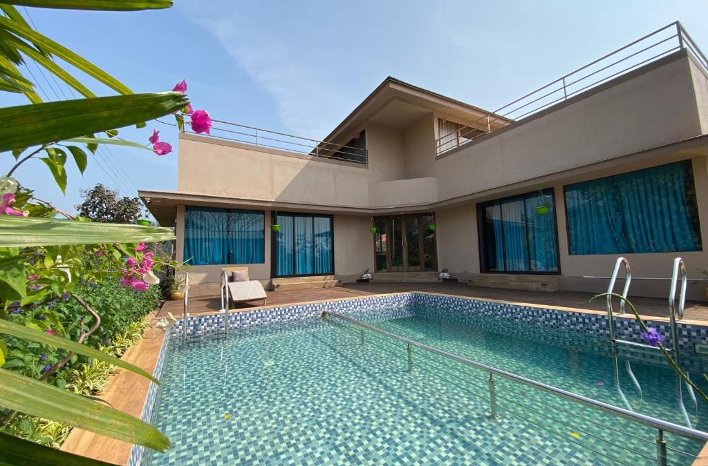 Kolad Villa | SaffronStays Luna, Kolad