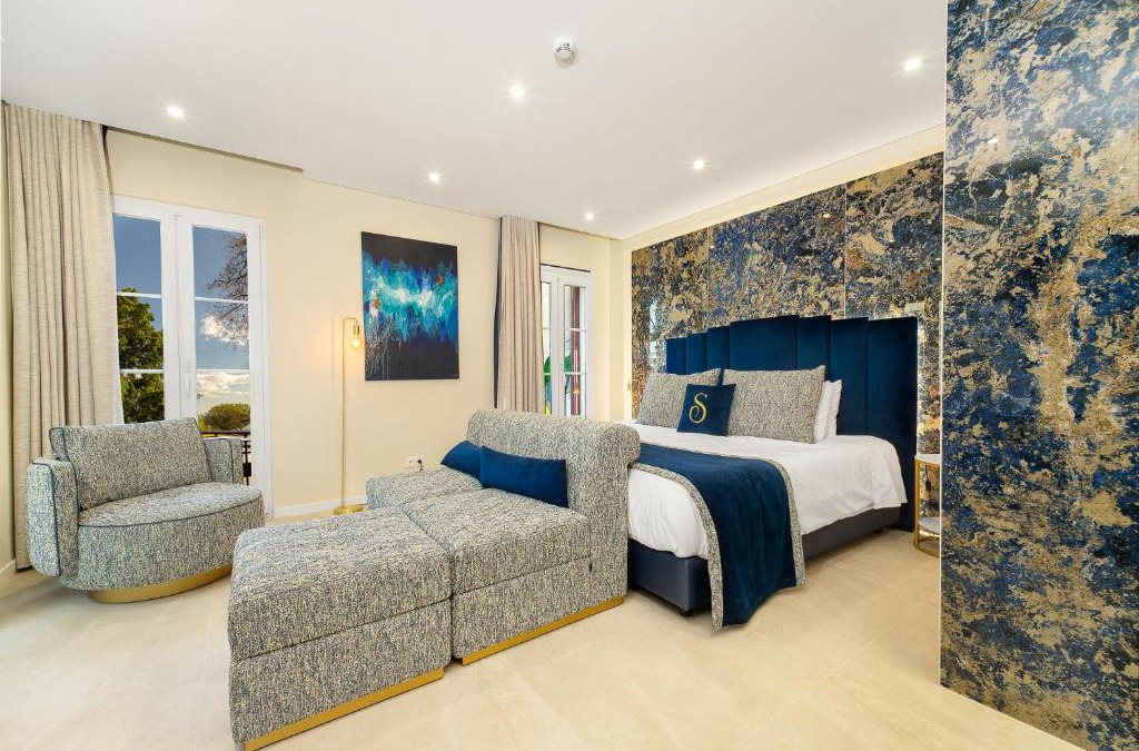 Old Town Apartment | Safira Suites 201