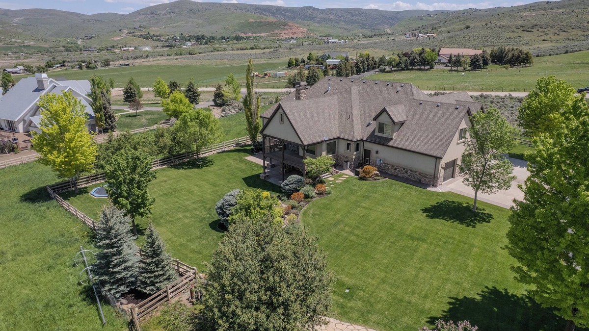 Park City House | Sage Haven: 7BR+ Lodge Near Deer Valley | Sleeps 24 | Decks, Views, Event Ready