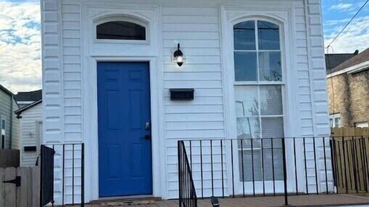 Holy Cross District House | Sage Retreat NOLA