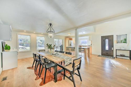 Sagle House | Sagle Family Getaway Less Than 1 Mi to River and Beach