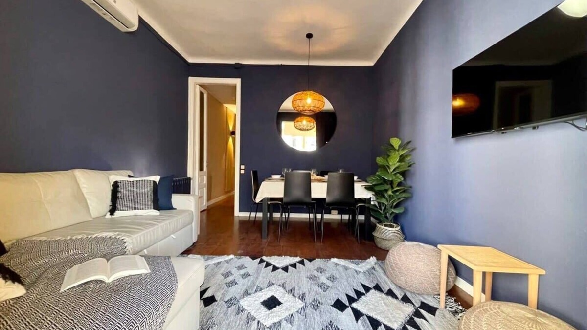 el Camp d'en Grassot i Gracia Nova Apartment | Sagrada Familia 4BD for Families
