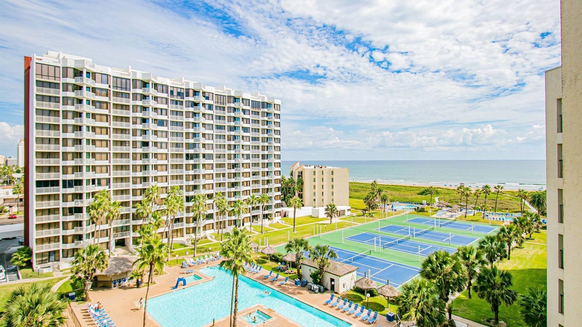 South Padre Island Condo | Saida 2BD/2BA 8th Floor with Ocean Views & Space X Front Row