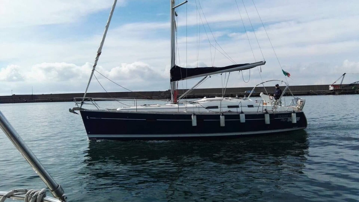 Mount Vesuvius - Pompei Boat Rental | Sail Boat to Navigate to Amalfi Coast