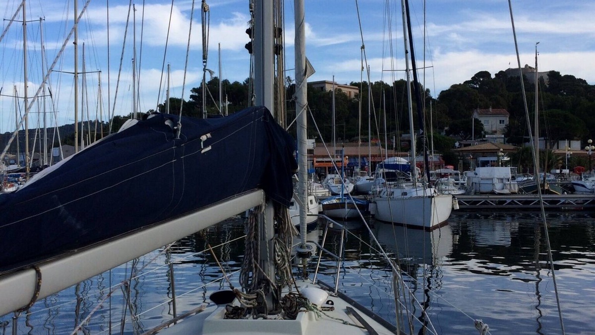 Porquerolles Boat Rental | Sail boat at berth island of Porquerolles