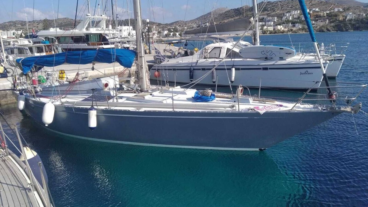 Finikas Boat Rental | Sailing Boat at Marina Finikas,next to Bao bao bar Restaurant