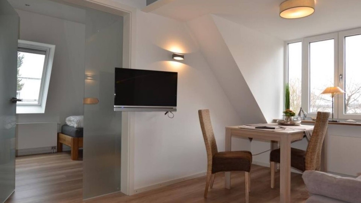 Holtenau Apartment | Sailor, shower, WC, 1 bedroom, - Cabin Holtenau
