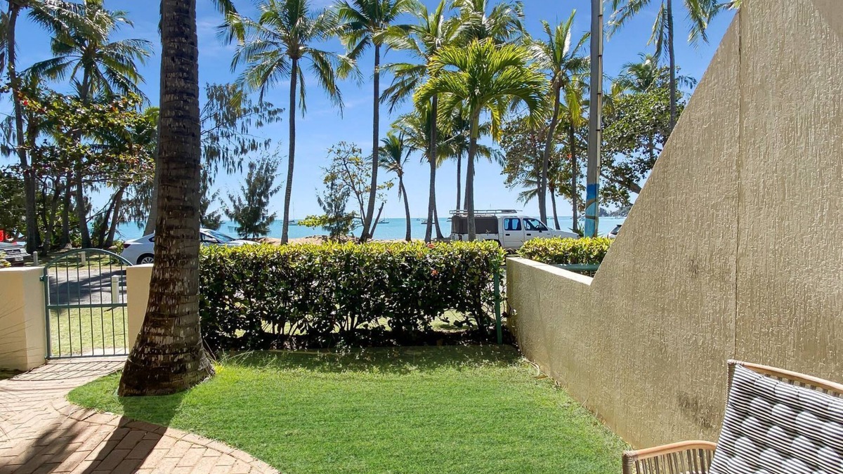 Horseshoe Bay Apartment | Sails on Horseshoe Apartment 5 - Beach Getaway For Couples