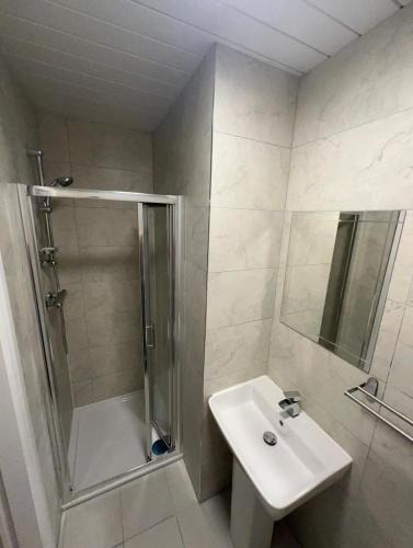 Phibsborough House | Saint Annes Guest House - 22 Berkeley