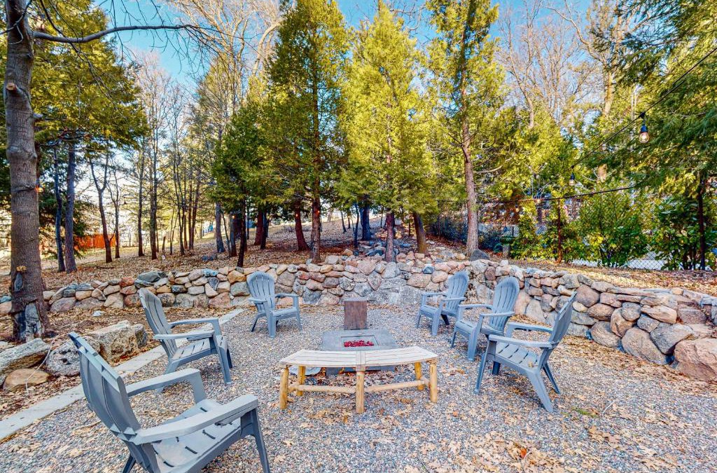 Lake Arrowhead House | Saint Bernard Beauty