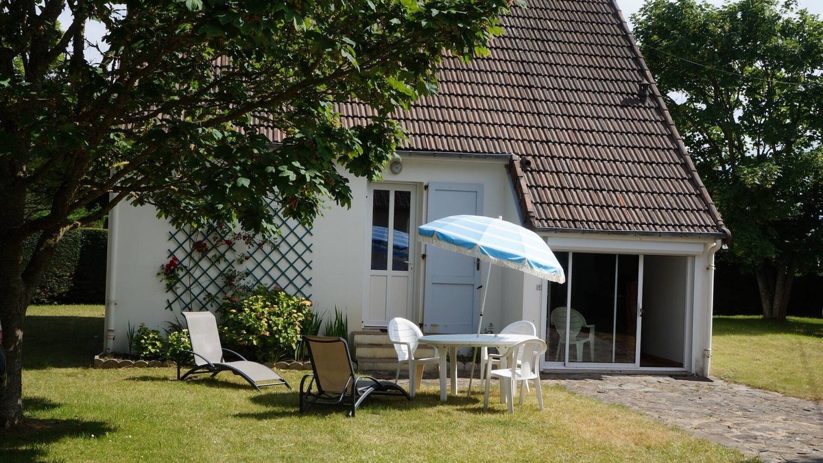 Saint-Germain-sur-Ay House | Saint-Germain Beach Bliss