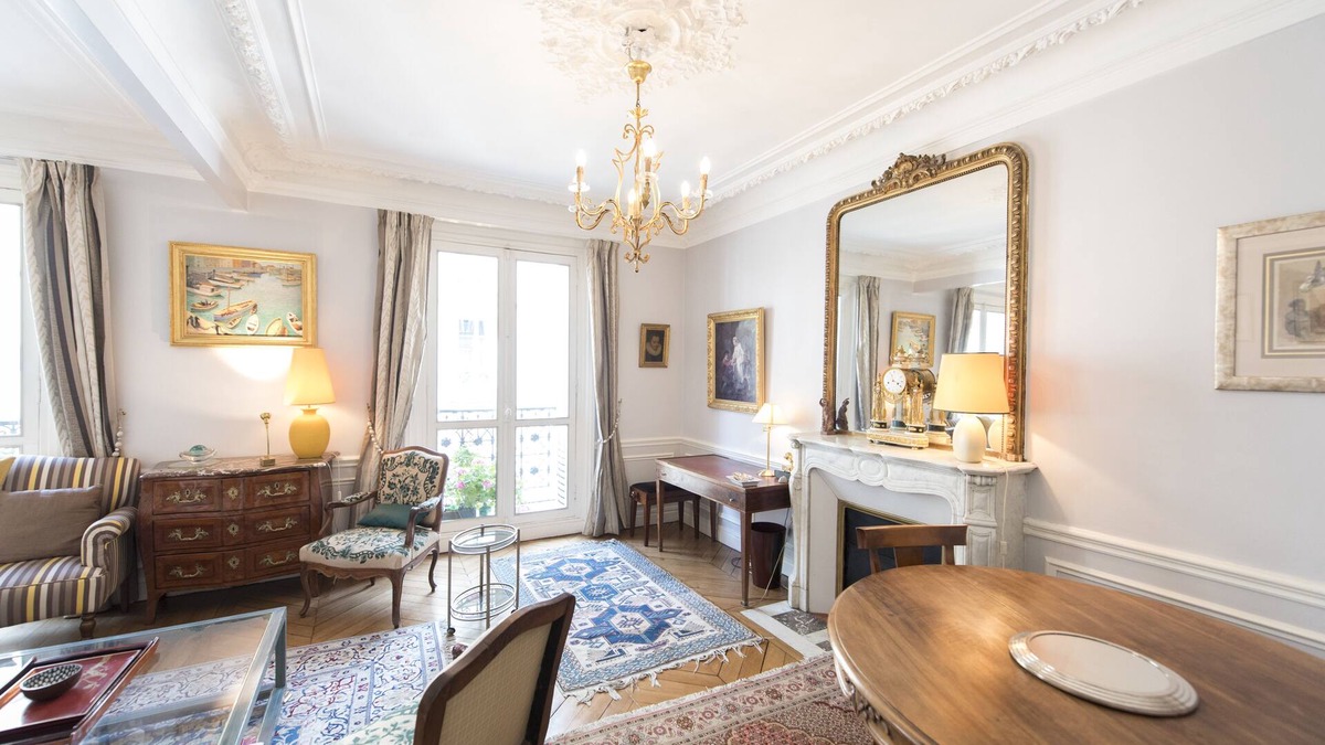 6th Arrondissement Apartment | Saint-Germain des Prés Allure, by Veeve