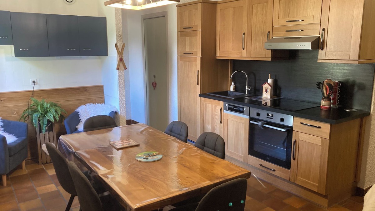 Saint-Lary-Soulan Apartment | Saint Lary village 4/6 sleeps (47 m²), close to the cable cars and cable car