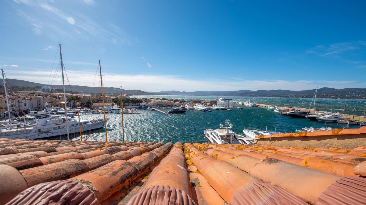 Old Town Apartment | Saint-Tropez's harbour