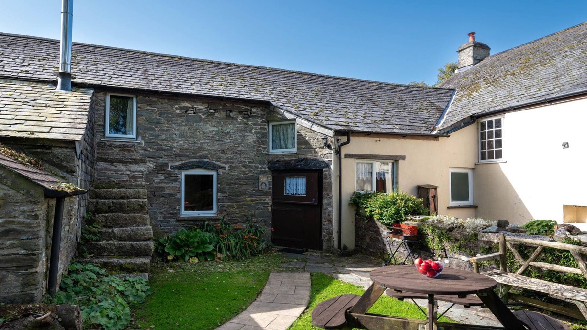 Fivelanes House | Saints Cottage by Interhome