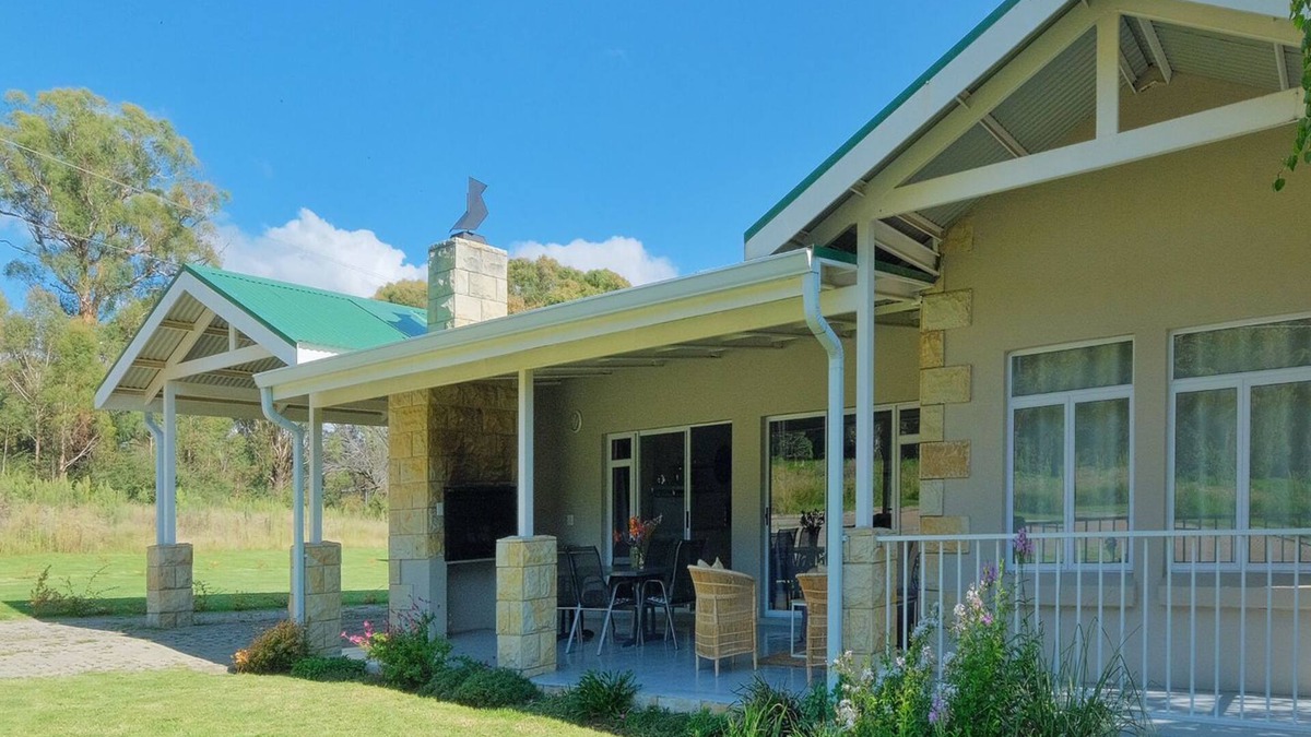 Clarens House | Saints Rest - Luxury Holiday house on the Clarens Golf & Trout Estate