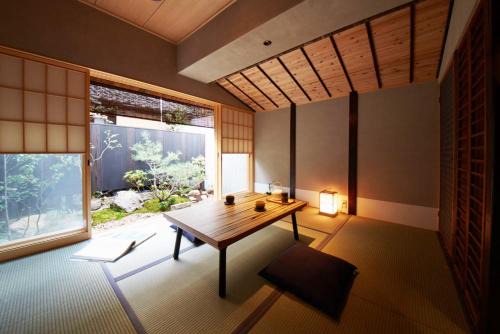Sakai Ward House | sakainoma hotel 熊