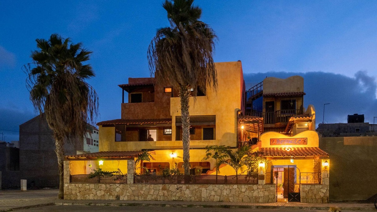 Santa Maria Bed & Breakfast | Sakaroule Bed & Breakfast
