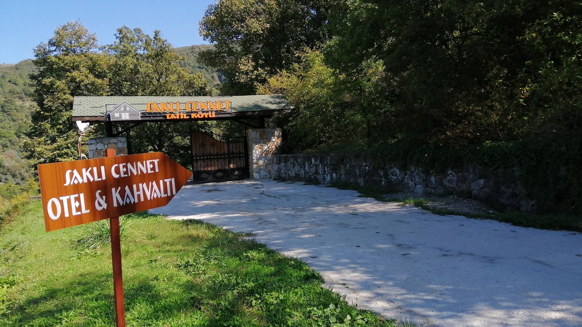 Yalova Hotel | Sakli Cennet Esadiye