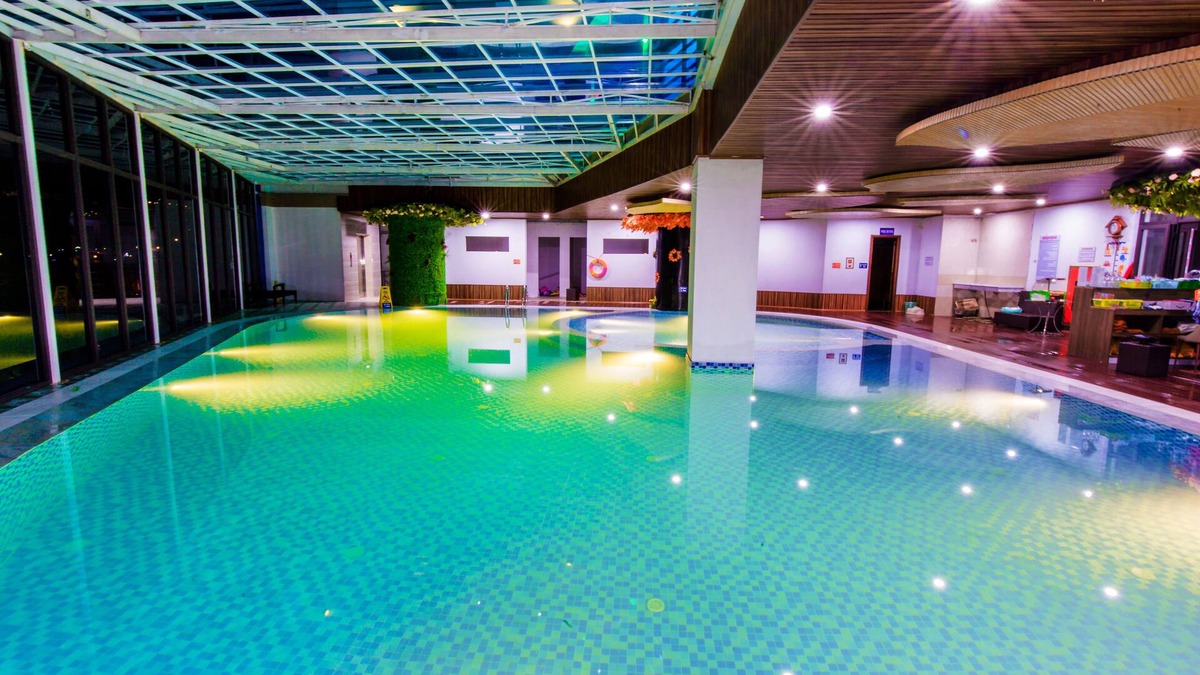 Hoa Binh Hotel | Sakura Hotel
