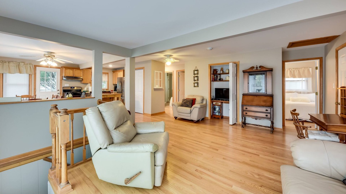 Paddock Lake House | Salem Vacation Home w/Dock: Steps to Paddock Lake