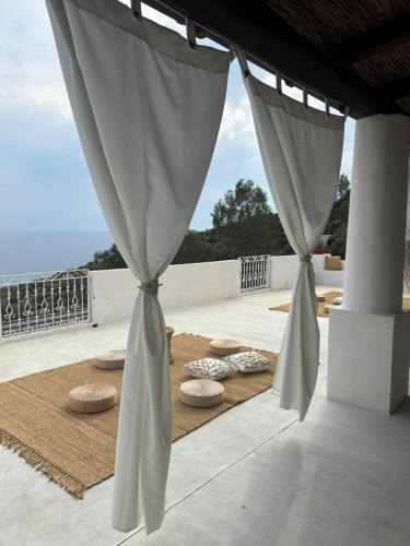 Rinella House | Salina Castel Vinci
