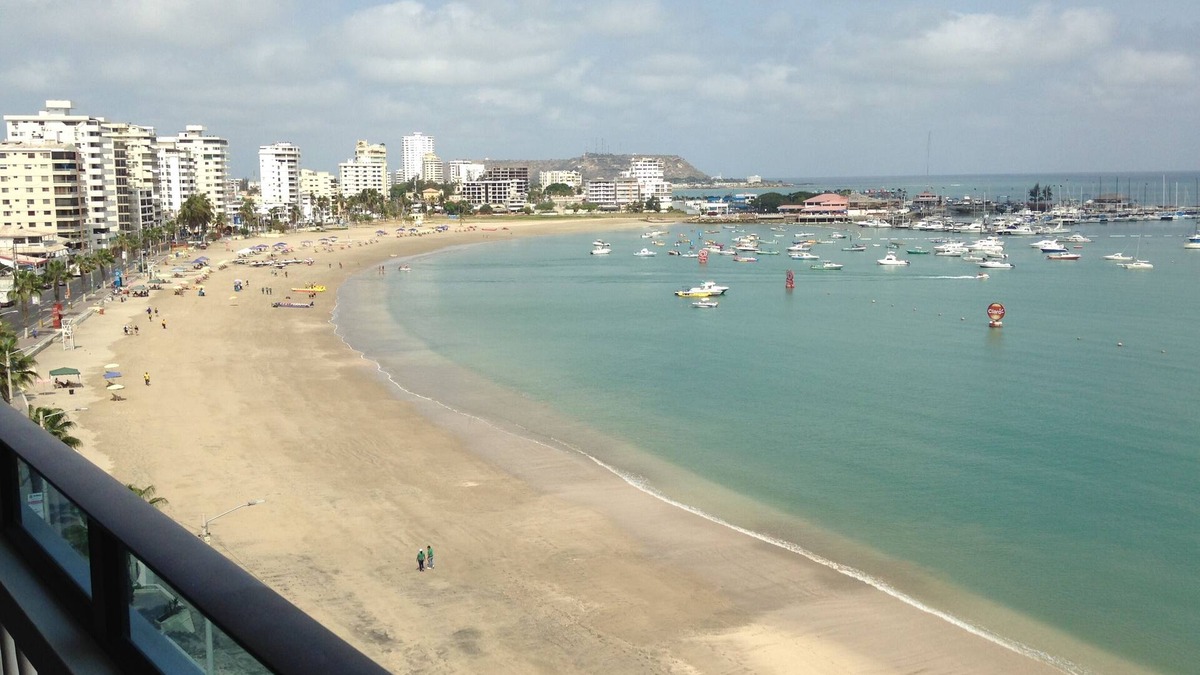 Salinas Condo | Salinas, Ecuador Ocean Front Malecon Area 7th Floor Beautiful 3 Br/2.5 Ba Condo
