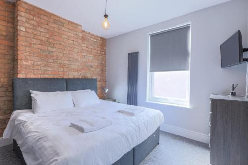 Long Eaton House | Salisbury Street Guesthouse