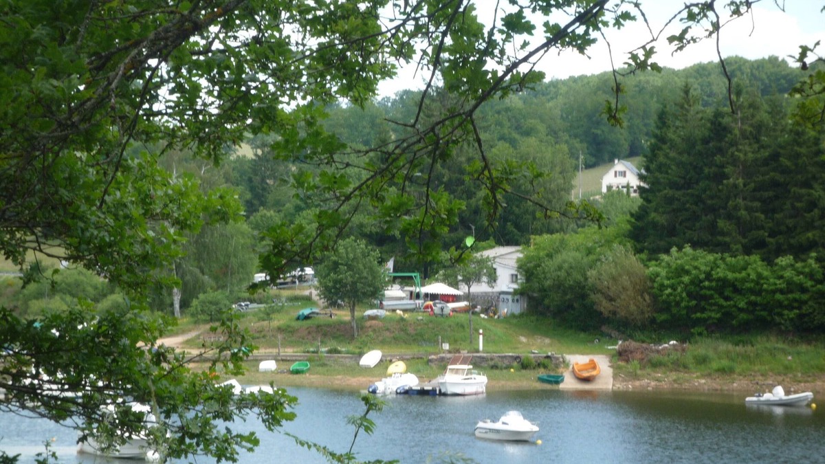 Salles-Curan House | Salles-curan house with terrace and enclosed garden 100m away. pareloup lake