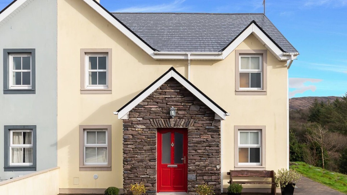 Kenmare House | Salmons Leap Holiday Home, Sneem Village, Ring of Kerry