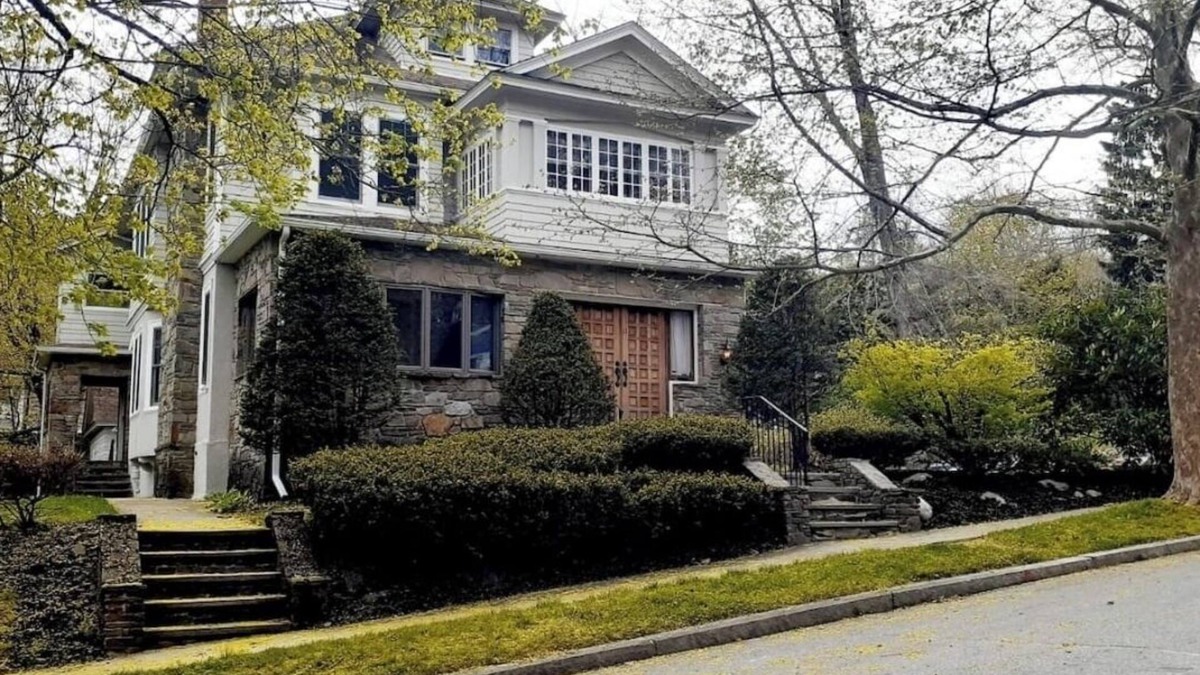 Forest Grove Apartment | SalsVista 1st Floor Corner Apt