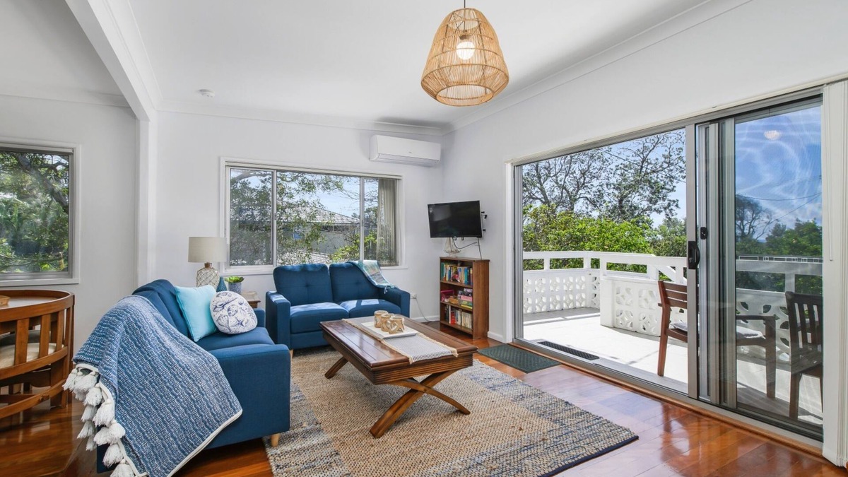Lake Cathie House | Salt Breeze - upstairs only