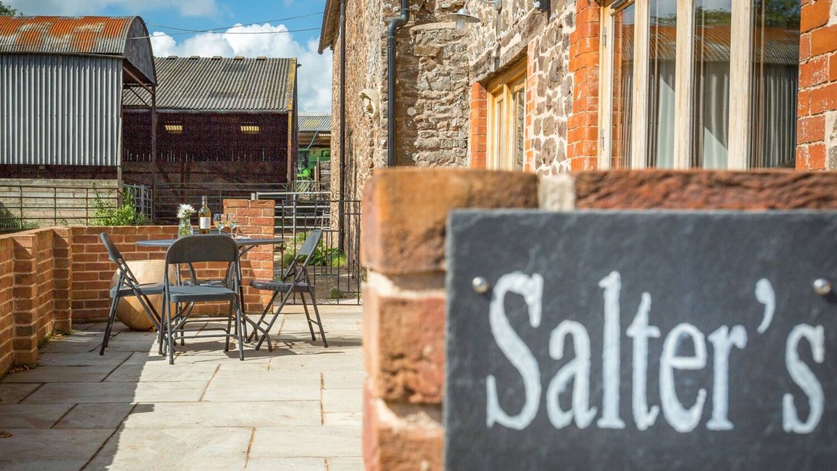 Worlington Cottage | Salters