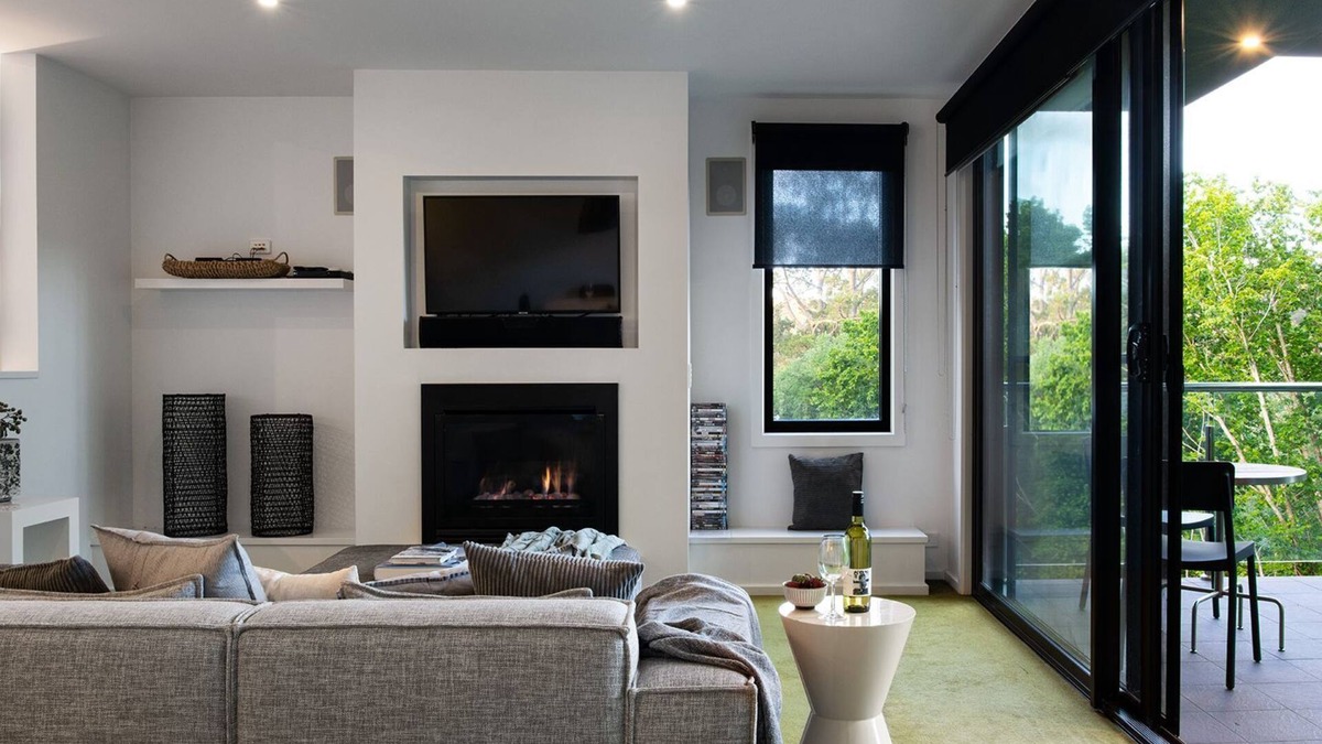 Hepburn Springs Villa | Saltus One- luxury panoramic retreat