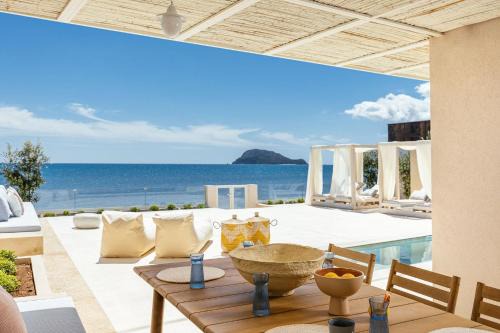 Laganas Villa | Salty Angel Sea Front Villa