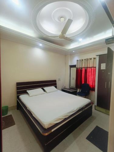 Raebareli Hotel | Saluja Palace