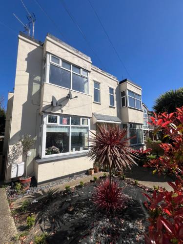 Benfleet Apartment | Salvation View 2 Bed Apartment