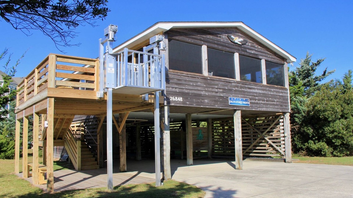 Salvo House | SALVO STARRY NIGHTS: The reviews are in: Short Walk to Beach & Super Clean!