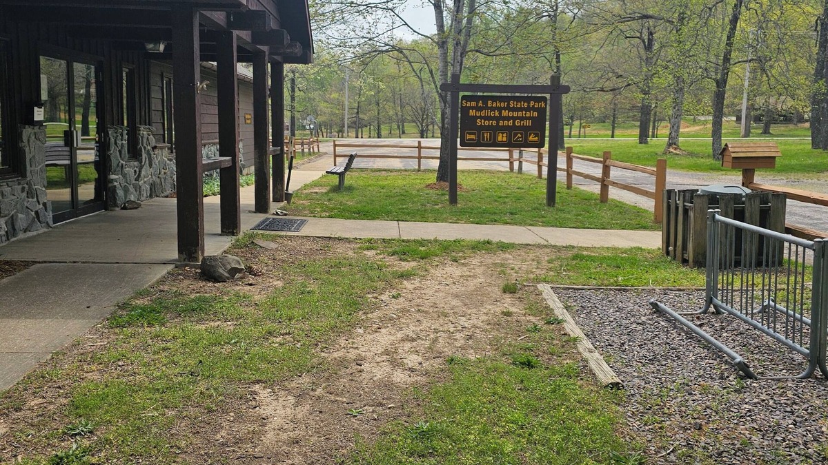 Lodi Cabin | Sam A Baker State Park