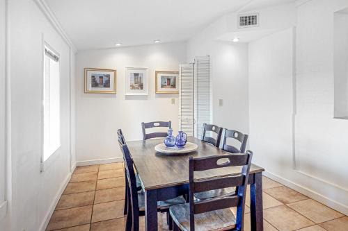 Sam Hughes House | Sam Hughes