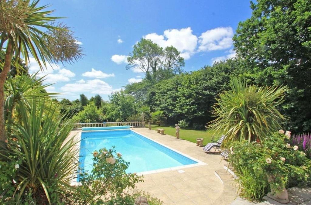 Liskeard House | Sam's Cabin