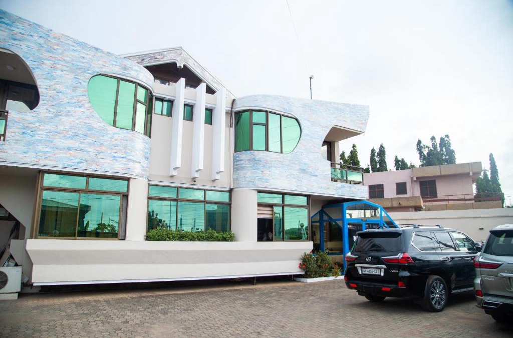 Accra Hotel | Sam's Cottage Hotel