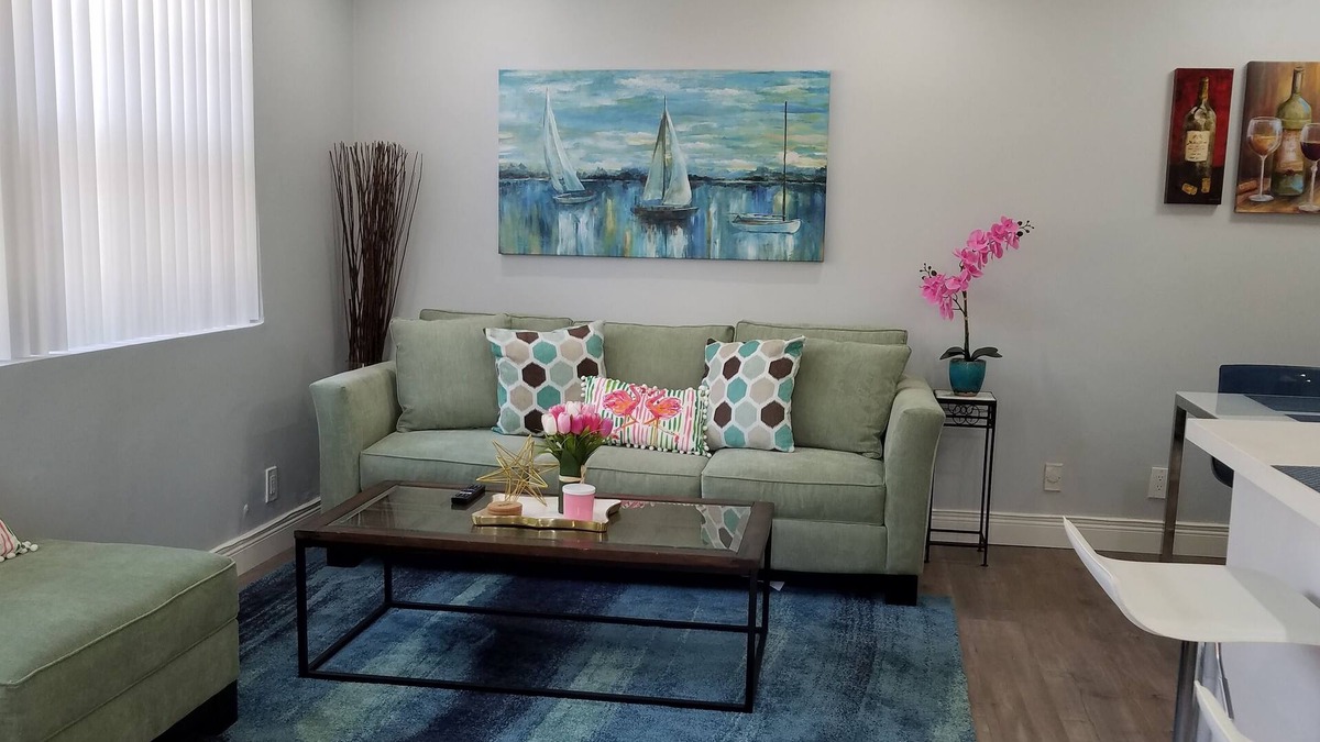 Parkside Apartment | Sam's Place in Historic Hollywood FL 10 min to beach. High quality finishes.