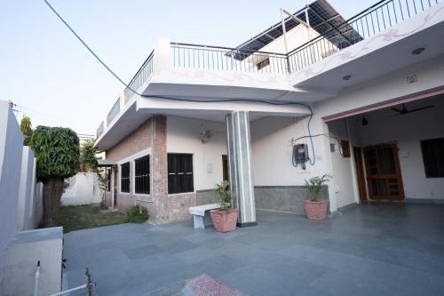 Ajmer Villa | Samvet-1984