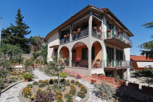 Fiesole Apartment | San Bartolo Rent Apartments, un passo da Firenze