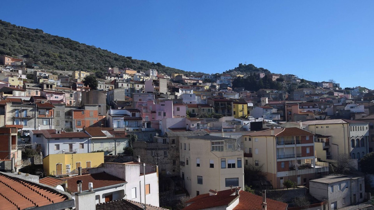 Bolotana House | San Basilio 21 - Three Bedroom House, Sleeps 8